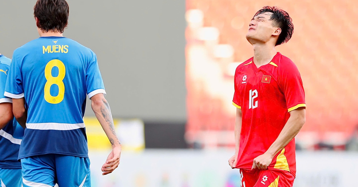 U22 Việt Nam - Philippines (hiệp 2) 1-0: Văn Thuận mở tỉ số - Tuổi Trẻ Online