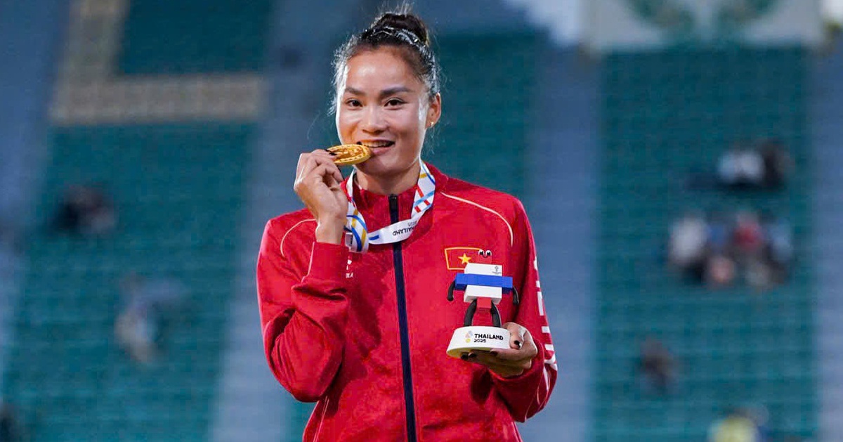 Quách Thị Lan giành tấm HCV lịch sử ở SEA Games 33