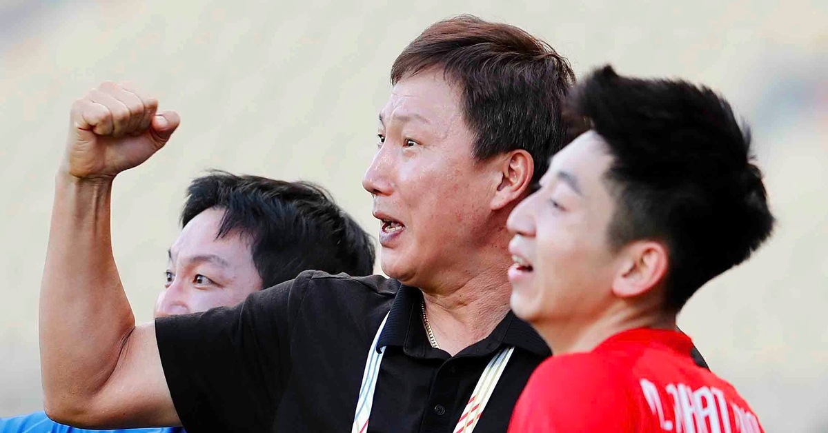 U22 Việt Nam - U22 Philippines: 2-0: HLV Kim Sang Sik 'tỏa sáng'