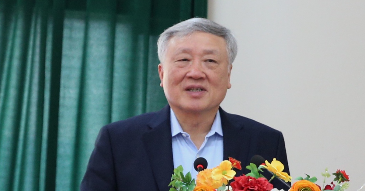 Phó thủ tướng Nguyễn Hòa Bình nói về tiền lương của cán bộ công chức và việc tăng lương năm 2026