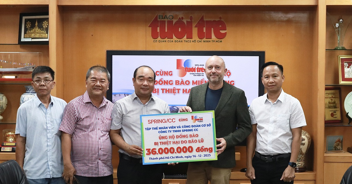 Công ty TNHH Spring CC chung tay đóng góp, giúp đồng bào miền Trung khắc phục hậu quả mưa lũ