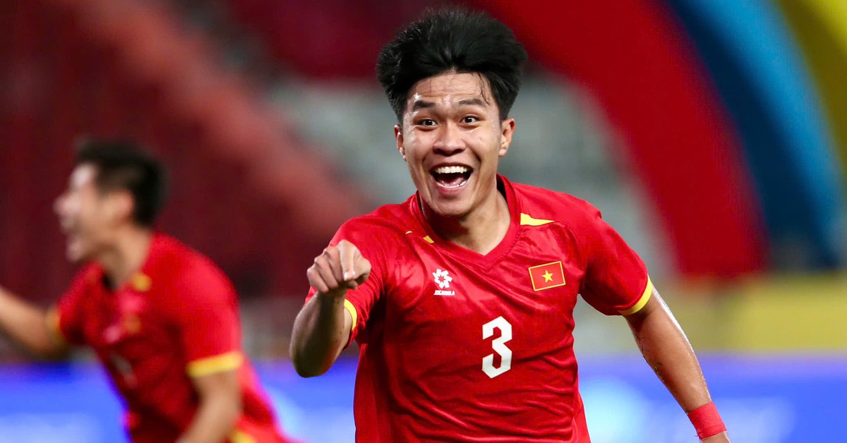 U22 Việt Nam - Thái Lan (hiệp 2) 1-2: Đình Bắc ghi bàn từ chấm phạt đền