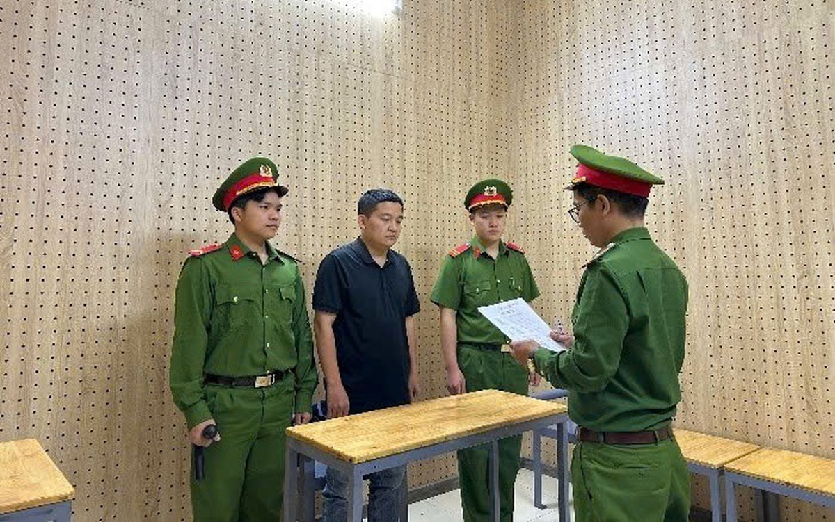 Bắt giam cựu nhân viên ngân hàng lừa đảo ở Lâm Đồng