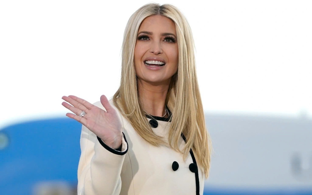 10 khoảnh khắc đưa Ivanka Trump trở thành tâm điểm thời trang 2025