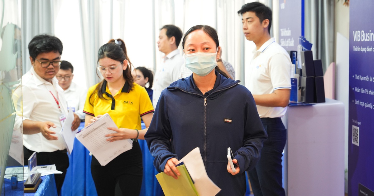 Các thay đổi đang đến rất gần với tiểu thương, hộ kinh doanh