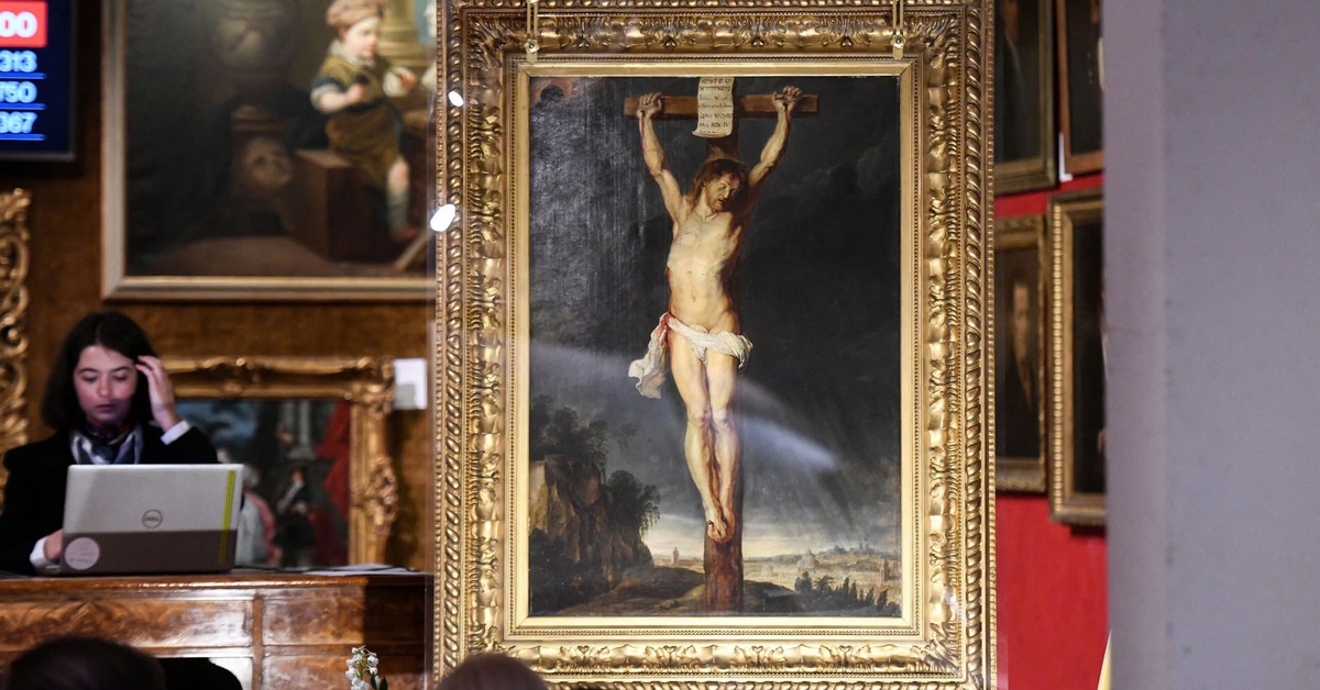 Bức tranh Chúa Jesus trên thập giá thất lạc 4 thế kỷ được đấu giá 2,7 triệu USD