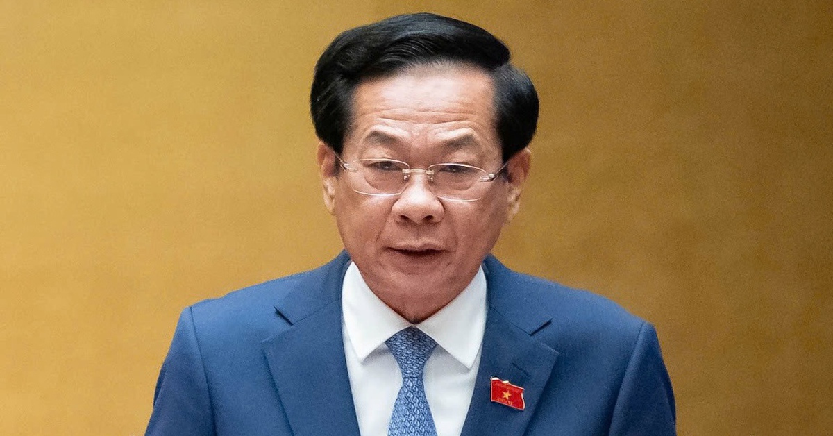 Bộ trưởng Bộ Nội vụ phản hồi căn cứ tiếp nhận cán bộ trẻ vào biên chế công chức cấp xã