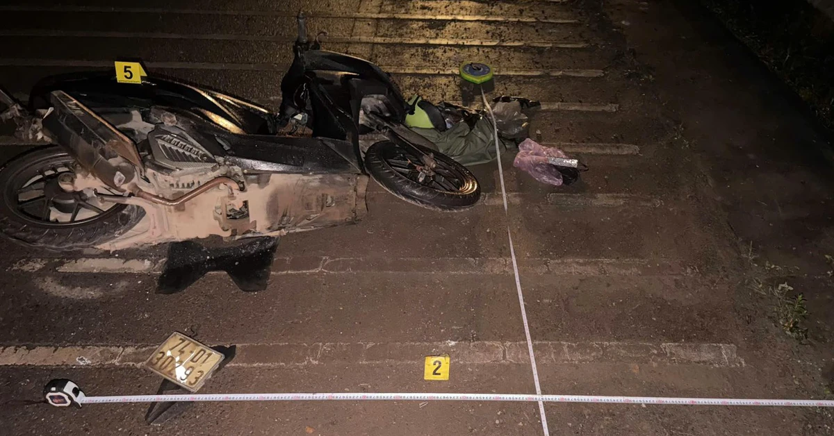 Truy tìm tài xế ô tô màu trắng nghi tông xe máy rồi bỏ chạy