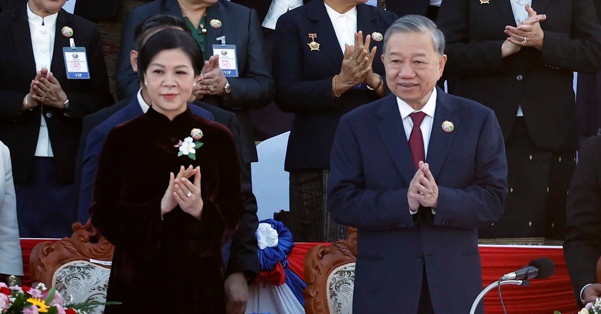 Tổng Bí thư Tô Lâm dự lễ diễu binh, kỷ niệm 50 năm Quốc khánh Lào