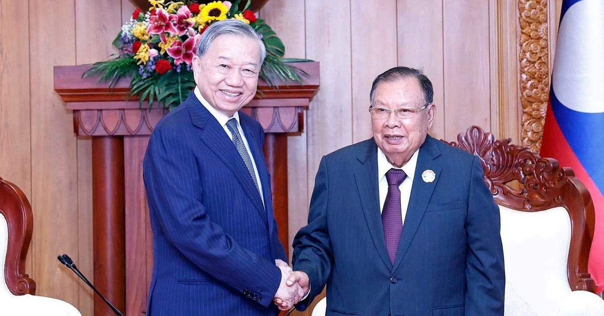 Tổng Bí thư Tô Lâm thăm các nguyên lãnh đạo cấp cao Lào