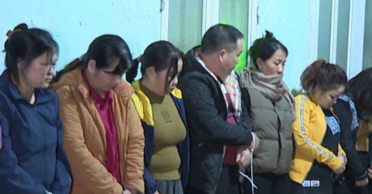 Thuê người canh gác để đánh bạc, 15 nghi phạm vẫn bị bắt