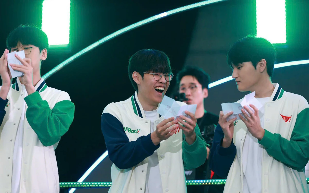 Faker và T1 khuấy động không khí cuồng nhiệt tại lễ hội eSport của VPBank