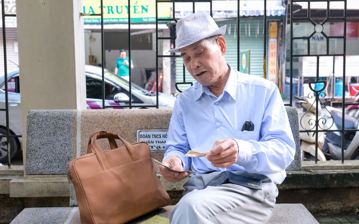 Bộ Tài chính rút đề xuất dùng tiền quỹ hưu trí mua bảo hiểm nhân thọ, chuyên gia nói gì?