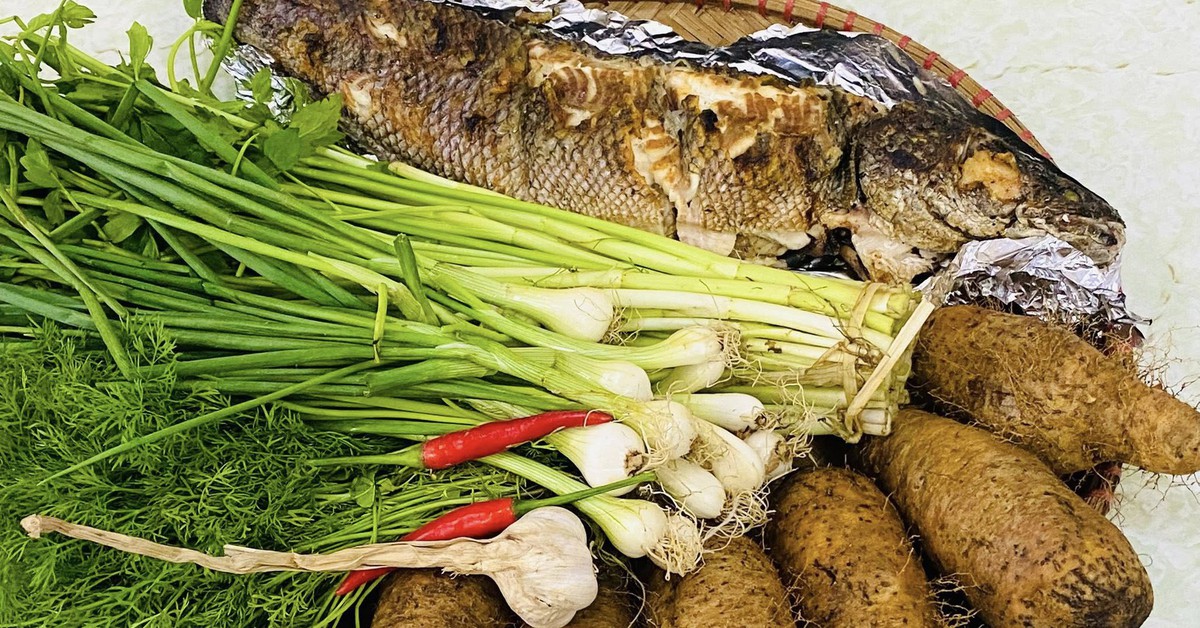 Canh cá quả củ từ, rau cần nóng hổi: Món độc lạ xứ Bắc