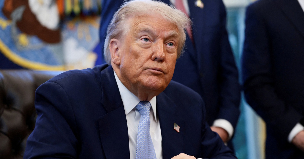 Ông Trump: Mỹ sẽ 'sớm' càn quét các băng đảng ma túy, không chỉ ở Venezuela