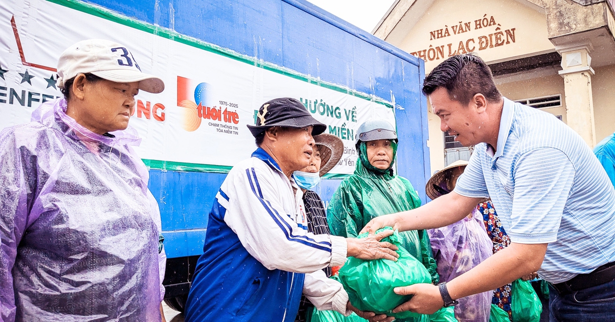 Quà GREENFEED Việt Nam cùng báo Tuổi Trẻ đến với bà con vùng lũ Bình Định, Phú Yên cũ