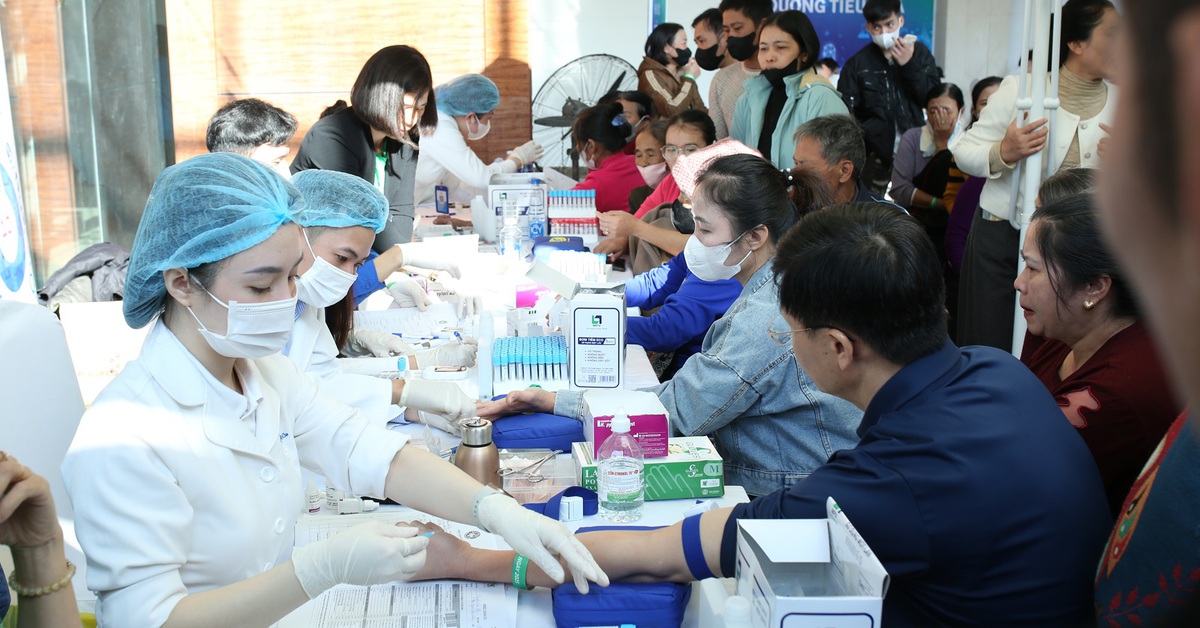 Ngày hội 'Sống khỏe mỗi ngày 2025' tại Thanh Hóa: Khám sức khỏe miễn phí, phát hiện bệnh lý tiêu hóa