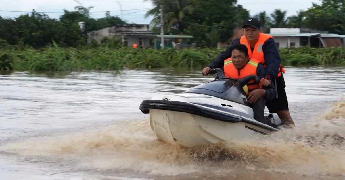 Mưa lũ ở Bình Thuận cũ gây ngập gần 3.300 căn nhà, 1 người chết
