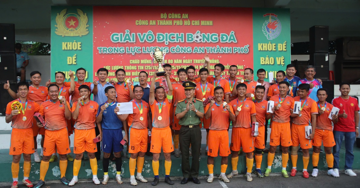 Đội Cụm thi đua 3A vô địch Giải bóng đá lực lượng Công an TP.HCM