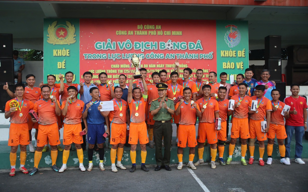 Đội Cụm thi đua 3A vô địch Giải bóng đá lực lượng Công an TPHCM