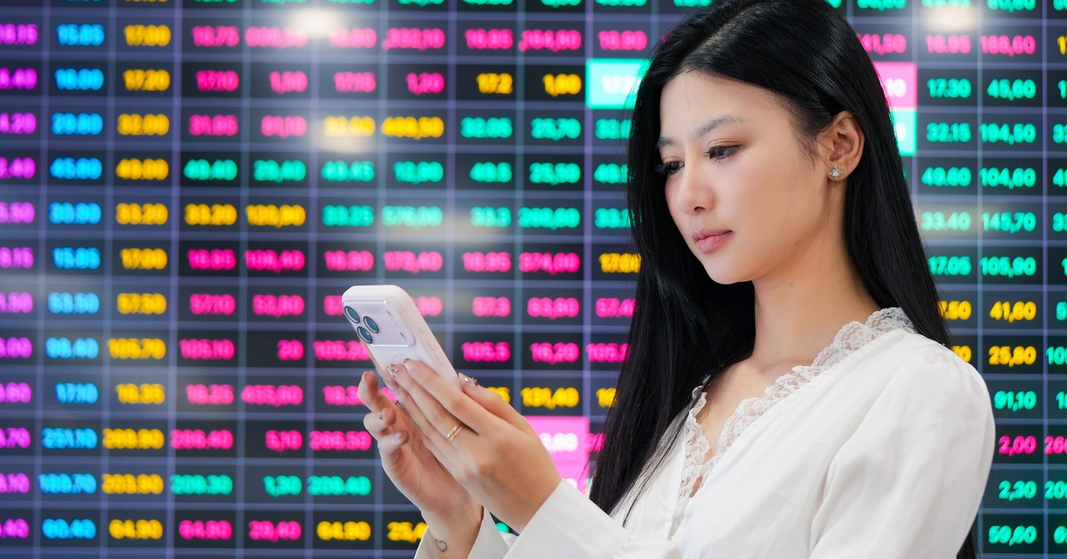 Tiền ngoại xuất hiện cuối năm 2025: Có đủ để bớt 'căng' thanh khoản nền kinh tế?