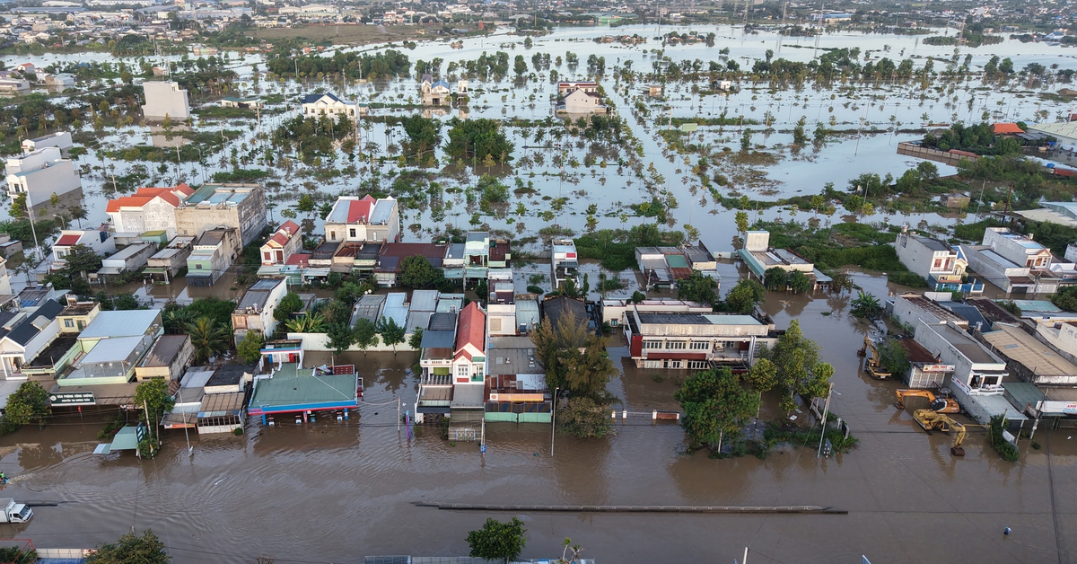 Sáng nay, lũ vẫn còn cô lập Hàm Thắng, Phú Long thuộc Bình Thuận cũ