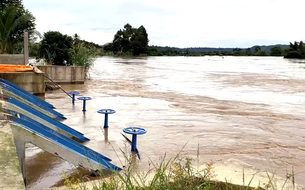 Hàng trăm hộ dân ngập lụt sau khi thủy điện xả lũ: Đồng Nai yêu cầu khẩn trương hỗ trợ người dân