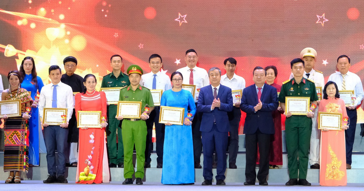 Giao lưu điển hình học tập và làm theo lời Bác khu vực phía Nam: Hạnh phúc - đích đến của mọi nỗ lực