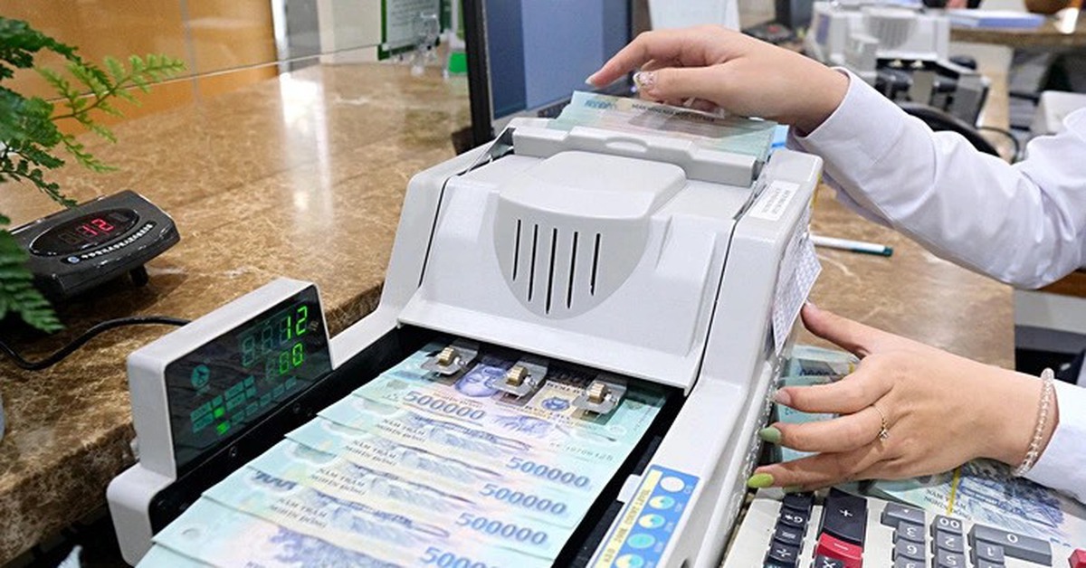 Tin tức sáng 7-12: Lãi suất liên ngân hàng qua đêm vẫn neo cao