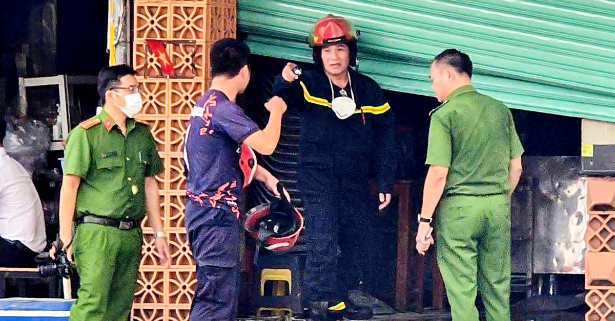 Từ vụ cháy quán bún ốc 4 người chết: Thiết kế nhà 'bít bùng', lúc cháy thoát đường nào?