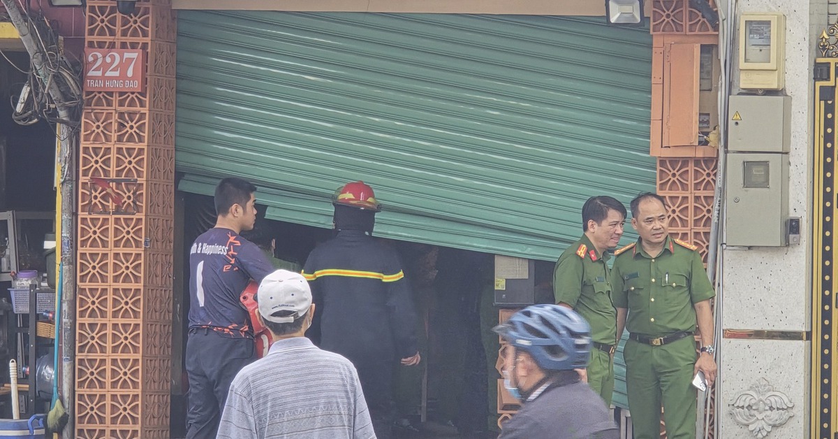 Từ vụ cháy quán bún ốc 4 người chết: Nguy cơ từ nhà ống chỉ có một lối thoát