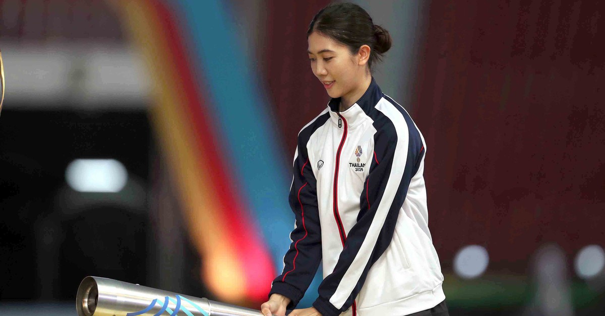 Tổng duyệt hoành tráng lễ khai mạc SEA Games 33, cựu nữ võ sĩ taekwondo Thái Lan châm đuốc