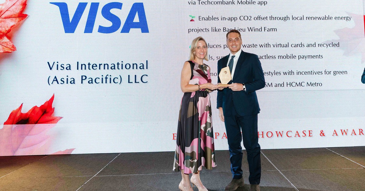 Visa và Techcombank được AmCham vinh danh với Giải thưởng Sáng tạo Công nghệ ESG 2025