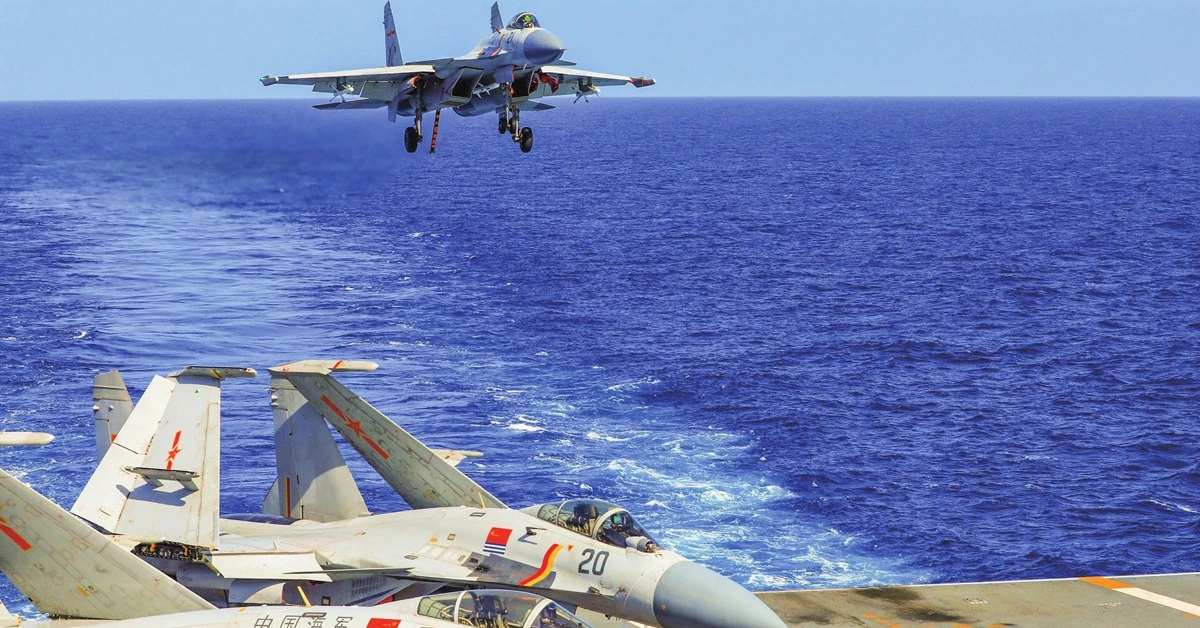 Nhật Bản triệu tập đại sứ Trung Quốc vụ khóa mục tiêu máy bay, Bắc Kinh điều hàng không mẫu hạm
