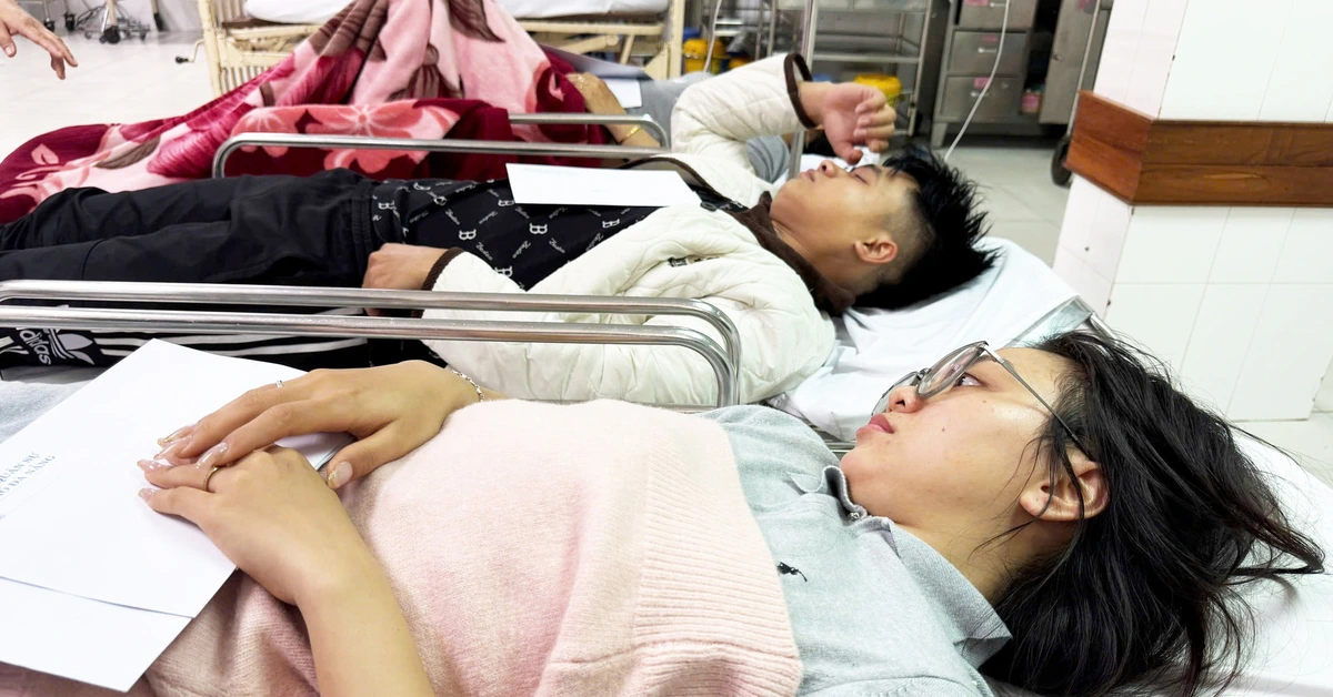 Lời kể của người thoát chết trong vụ tai nạn giữa xe khách và xe đầu kéo trên cao tốc