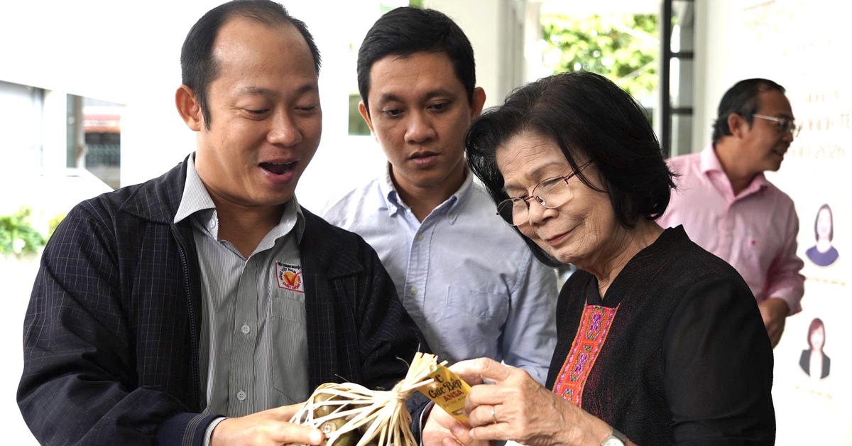 Tết này, người tiêu dùng sẽ thắt chặt mua sắm?