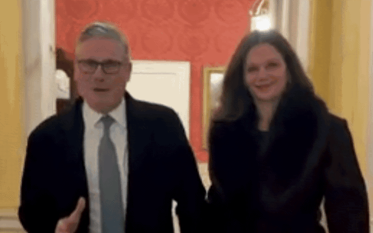 Thủ tướng Anh mở tài khoản TikTok bất chấp lệnh cấm