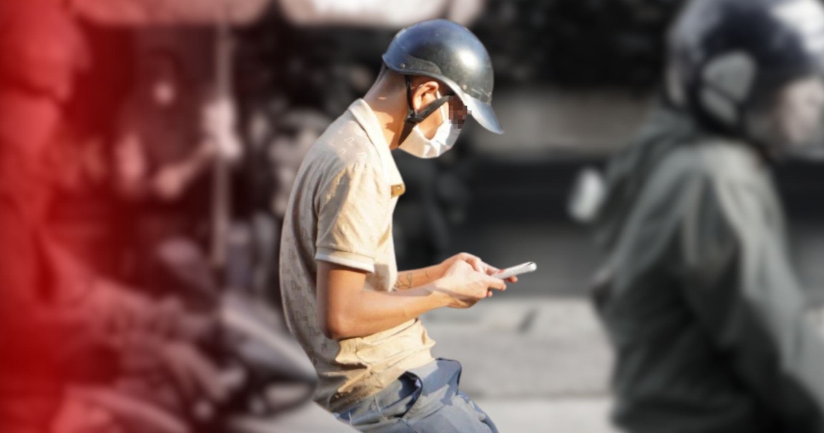 Nghị định 168: Dừng xe nghe điện thoại, kiểm tra tin nhắn có bị phạt? - Tuổi Trẻ Online