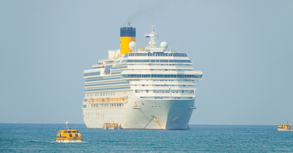 Tàu du lịch 5 sao Costa Serena chở 3.500 khách quốc tế đến Phú Quốc - Tuổi Trẻ Online