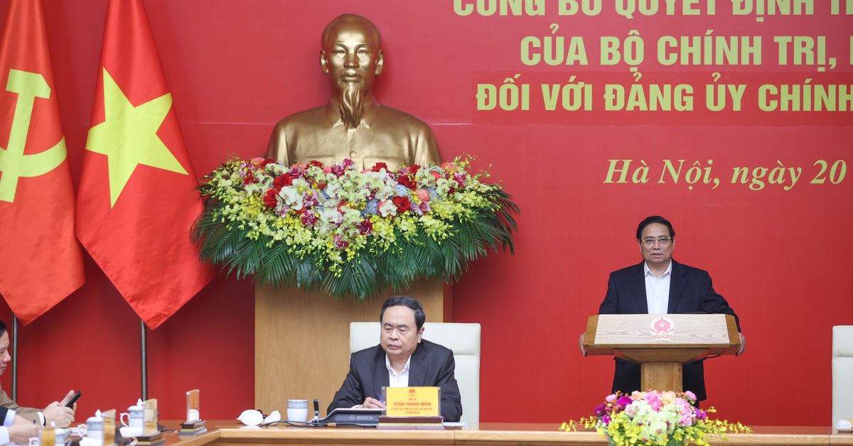 Công bố thành lập các đoàn kiểm tra đối với Đảng ủy Chính phủ, Đảng ủy Quốc hội - Tuổi Trẻ Online