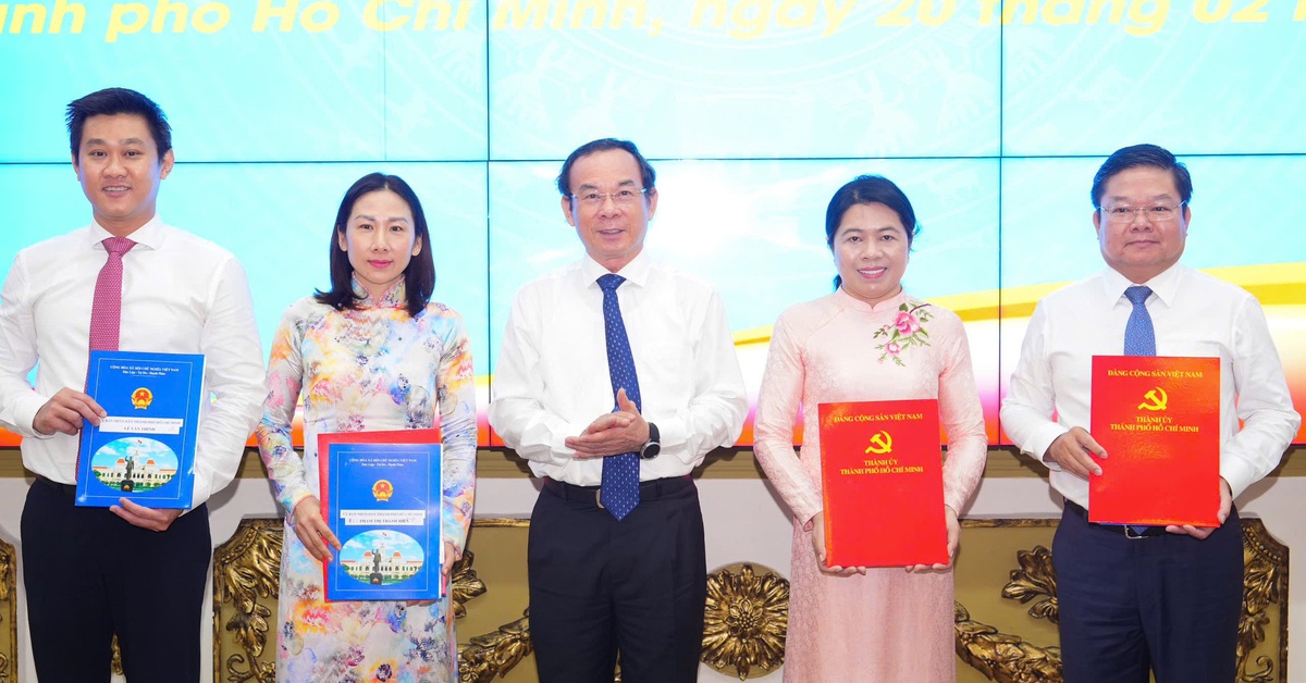 TP.HCM điều động nhiều lãnh đạo sở ngành, địa phương - Tuổi Trẻ Online