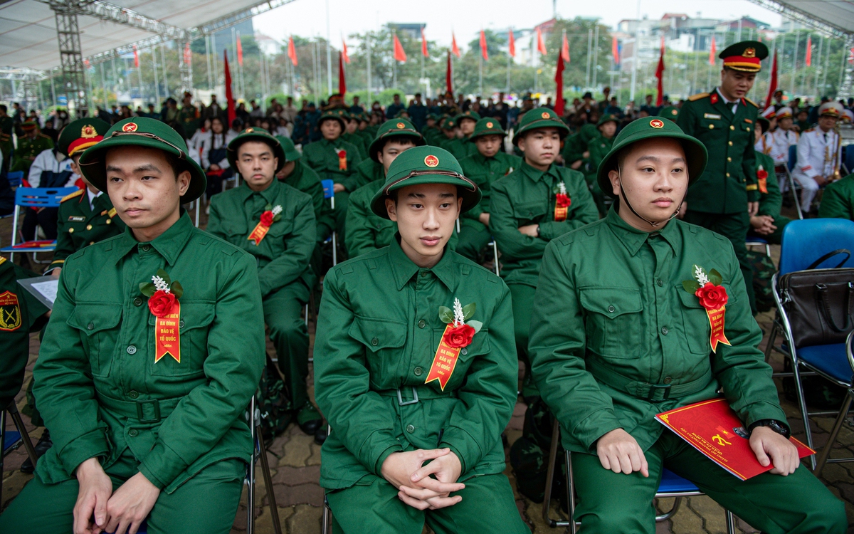 Bộ Quốc phòng trả lời việc lợi dụng gia hạn học thêm, nợ môn, thôi học... để trốn nhập ngũ