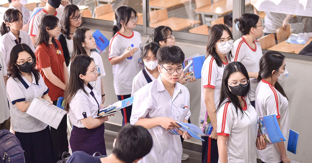 Quy đổi các phương thức xét tuyển về một thang điểm: Thiếu căn cứ khoa học - Tuổi Trẻ Online