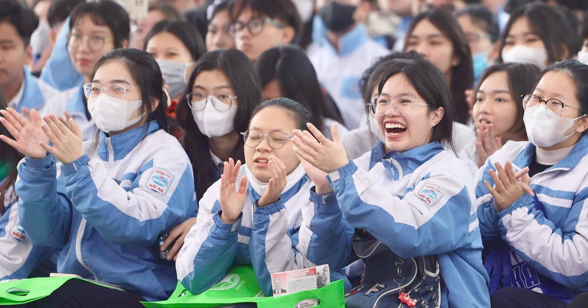 Tư vấn tuyển sinh hướng nghiệp 2025: Mở rộng quy mô, tăng cường thông tin - Tuổi Trẻ Online