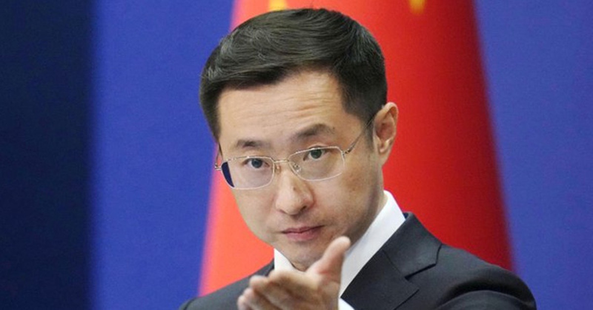 Bắc Kinh kêu gọi đàm phán với Mỹ về thuế quan, chỉ trích can thiệp tại Panama - Tuổi Trẻ Online