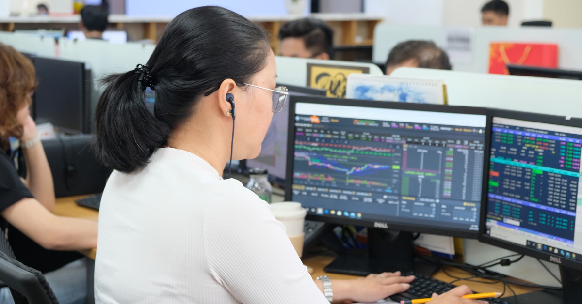 Thị trường UPCoM và HNX đầu 2025: Lượng tiền sang tay giảm - Tuổi Trẻ Online