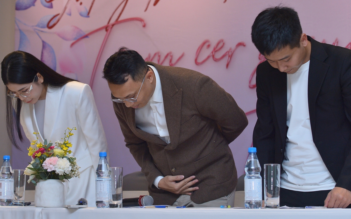 Quang Linh Vlogs xin lỗi, tuyên bố sẽ dừng livestream bán hàng thời gian dài