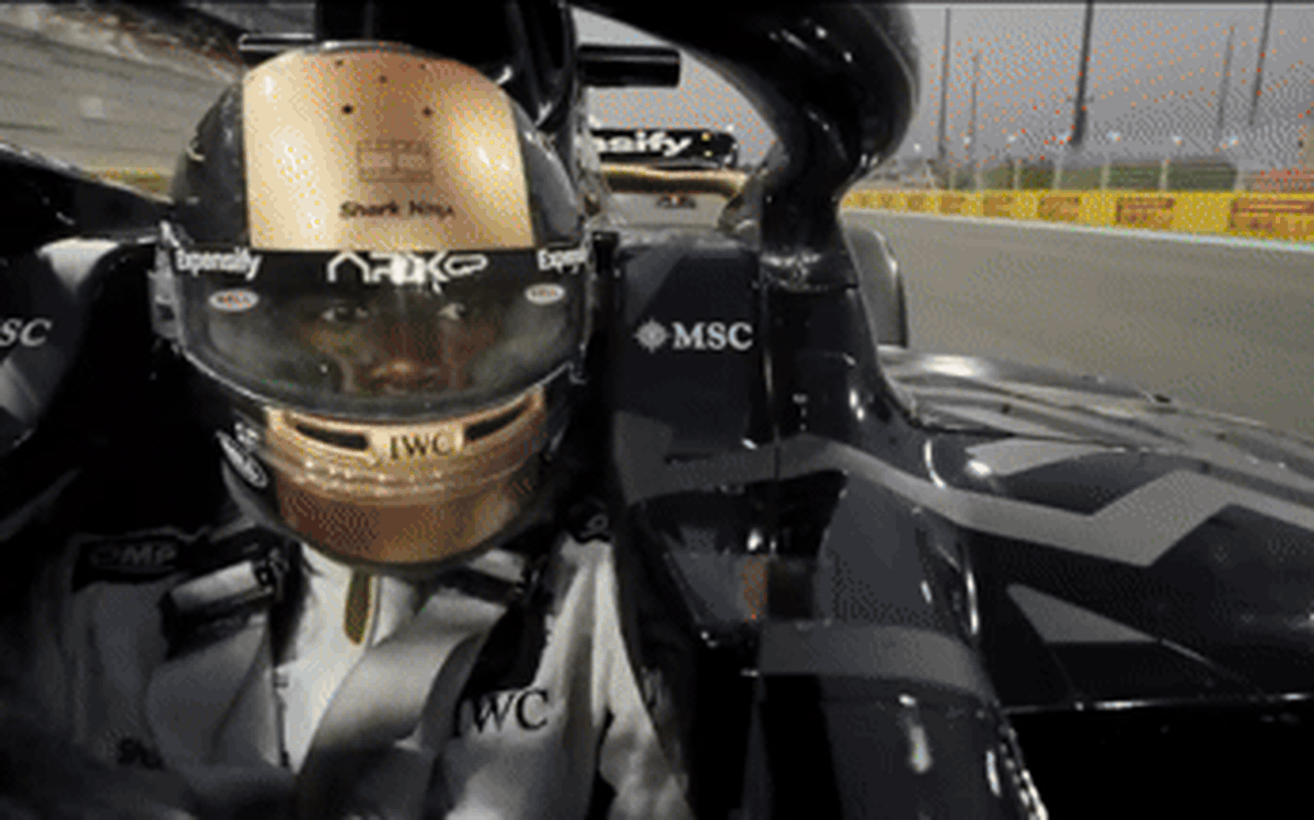 F1 của Brad Pitt tung trailer đua xe gay cấn