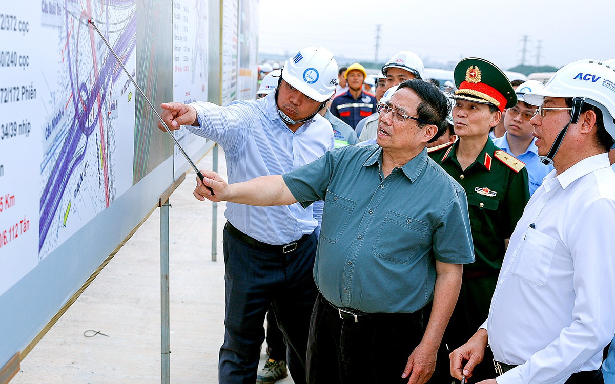 Thủ tướng: Chậm nhất 31-12 hoàn thành sân bay Long Thành, nếu không sẽ thay người