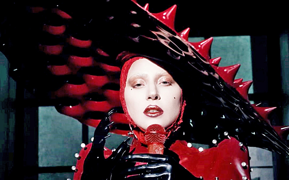 Lady Gaga và sự trở lại của 'Mẹ quái vật'